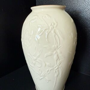 Lenox  Masterpiece Collection Embossed Floral Vase